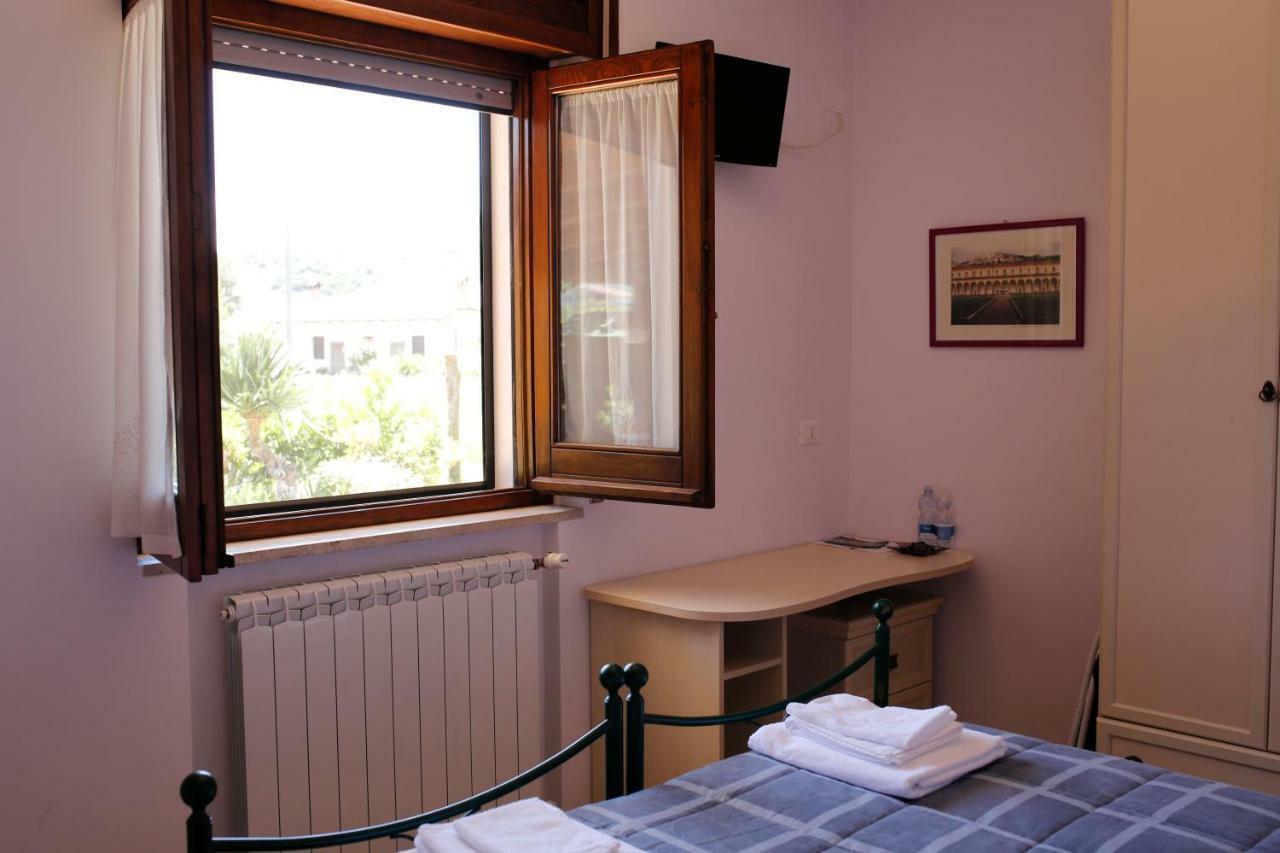 B&B Il Tiglio Padula Eksteriør bilde